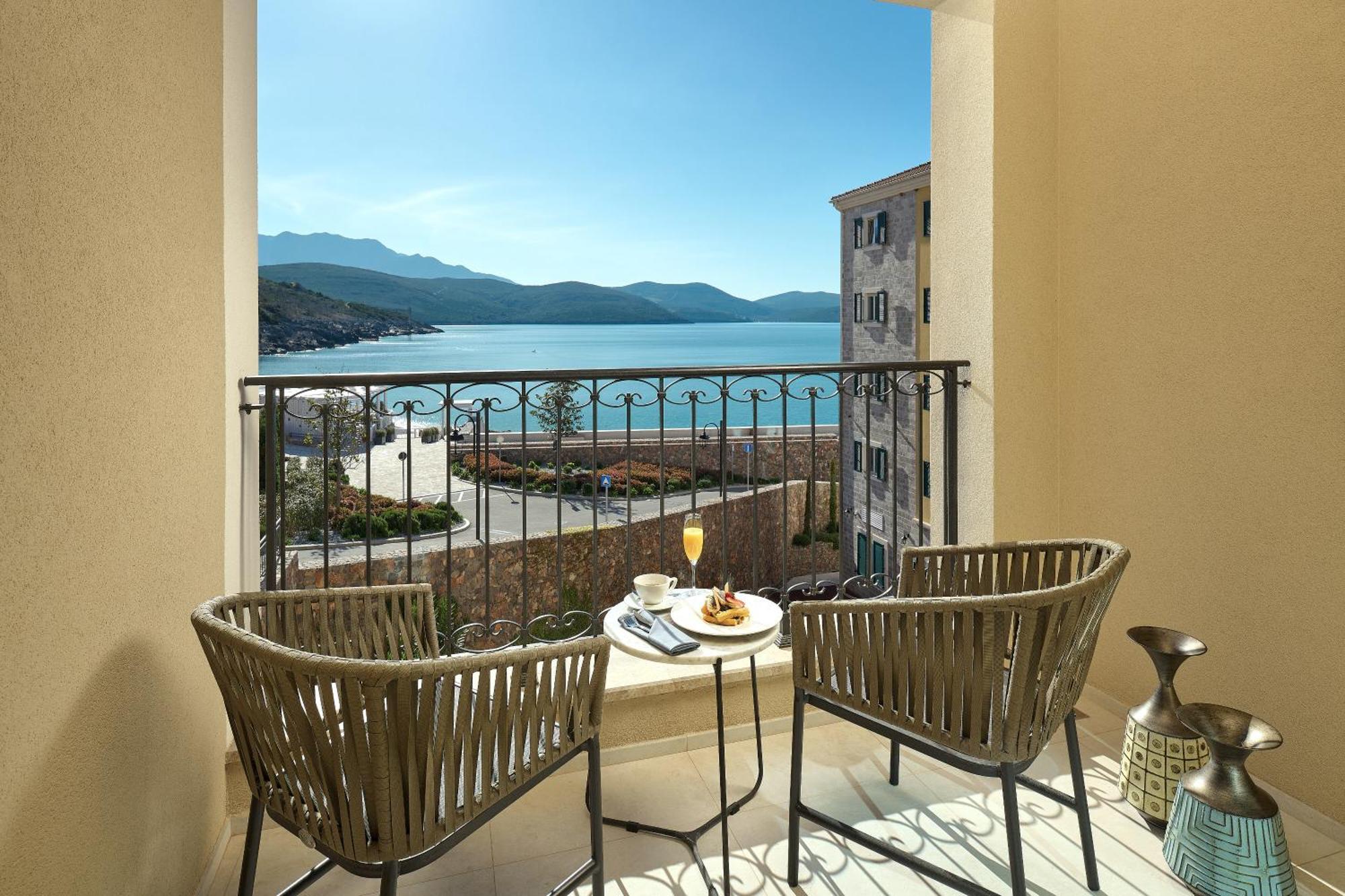 Hotel The Chedi Lustica Bay Tivat Exteriér fotografie
